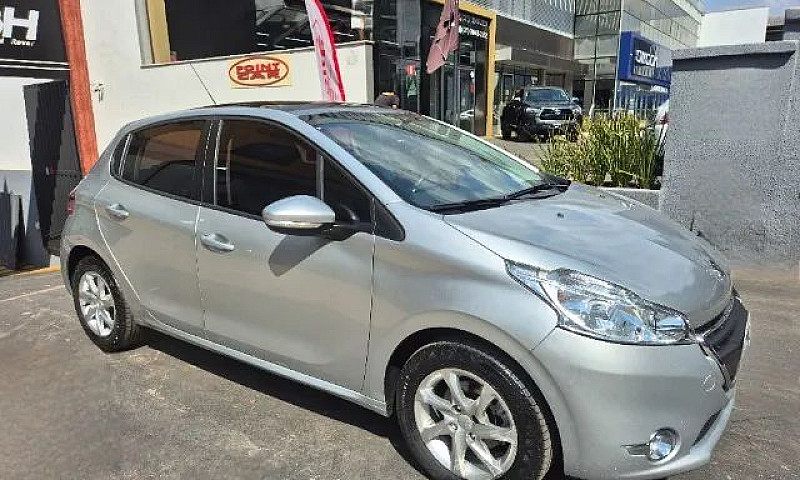 Peugeot 208 Allure 1...