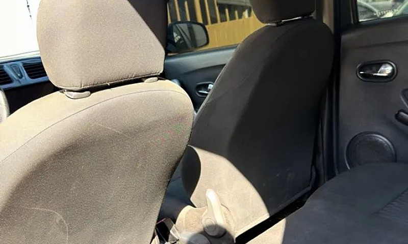 Renault Sandero Expr...