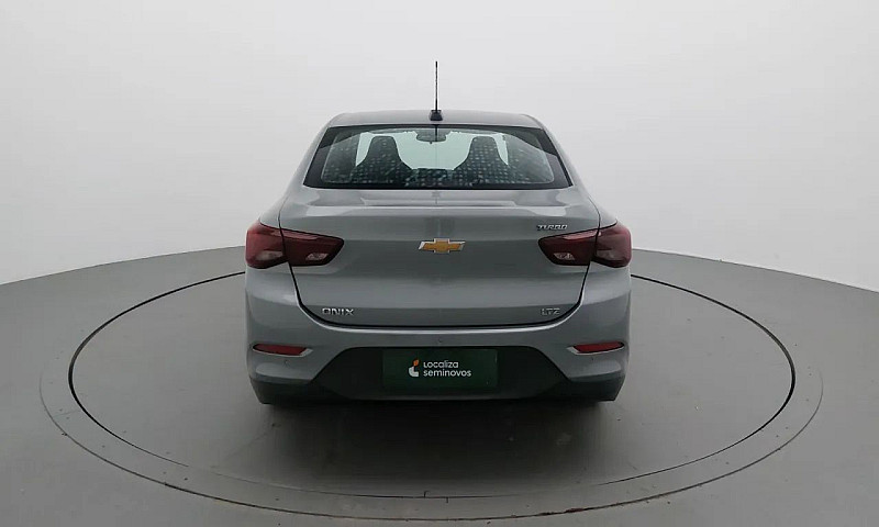 Chevrolet Onix Hatch...