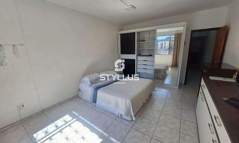 Casa Triplex De Fren...