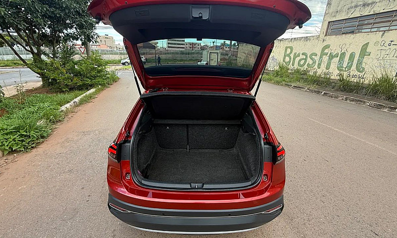 Volkswagen Nivus Hig...