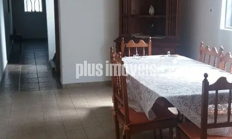 .Casa Com 4 Quartos ...