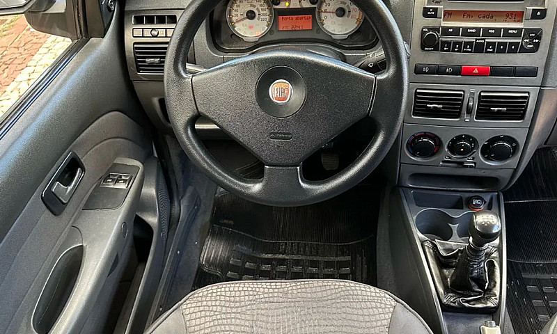 Fiat Strada Adventur...