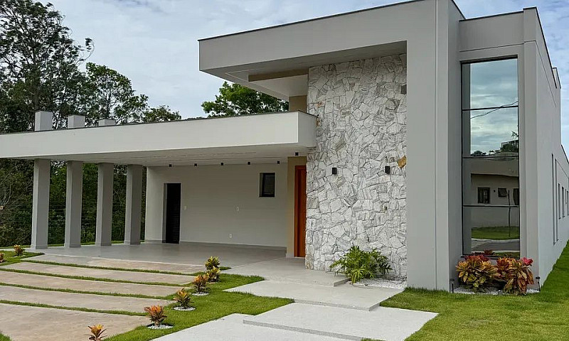 Casa De Condomínio P...