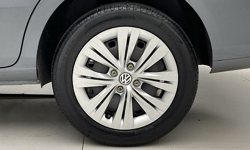 Volkswagen Voyage Vo...