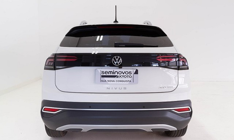 Volkswagen Nivus 1.0...