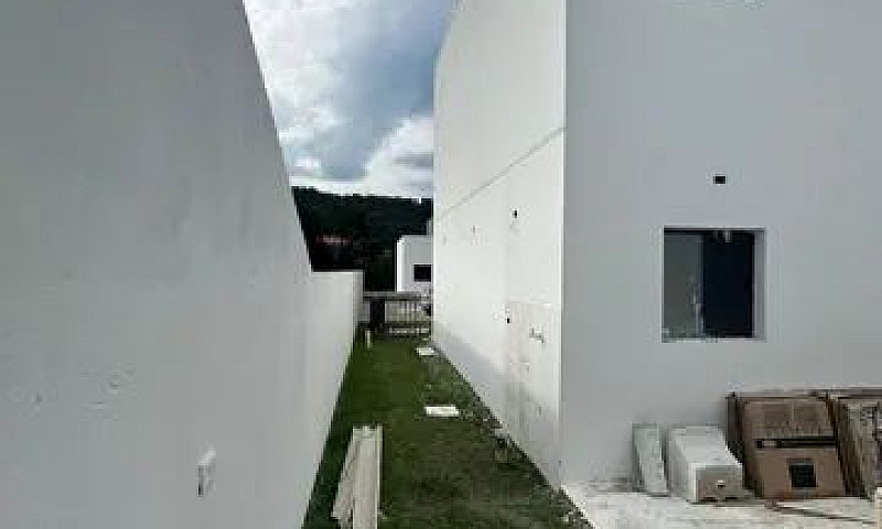 Sobrado Novo Em Cond...