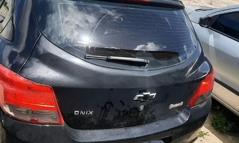 Chevrolet Onix Joy H...