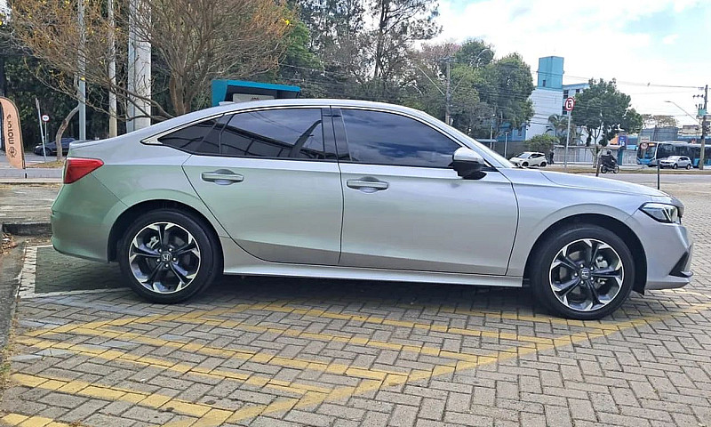 Honda Civic Touring ...