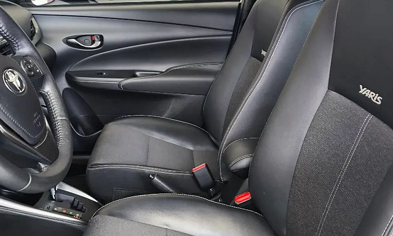Yaris 1.5 Xs Automát...