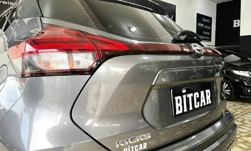 Nissan Kicks Sense 1...