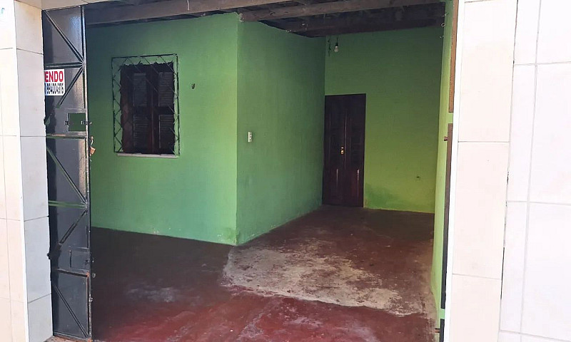 Casa Com 02 Quartos ...