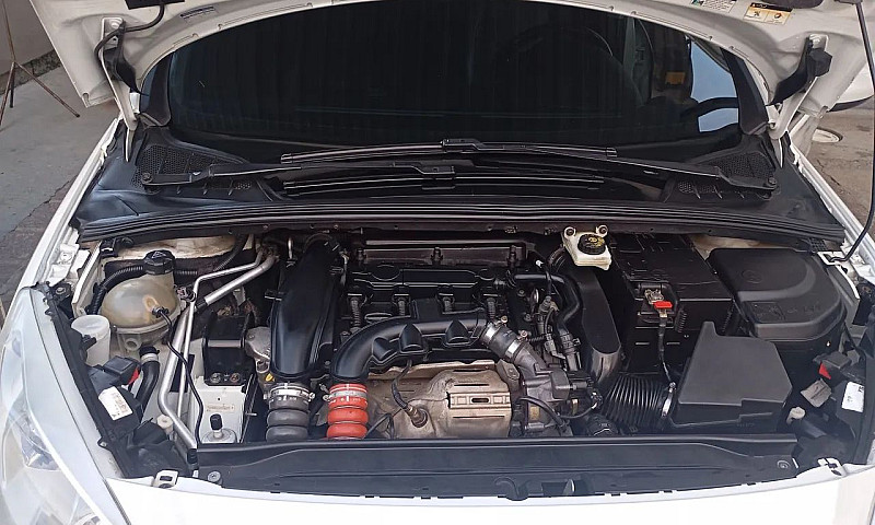 Peugeot 408 Sedan Gr...