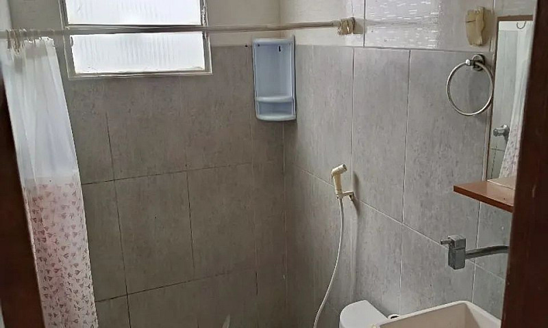 Aluga-Se Casa ...