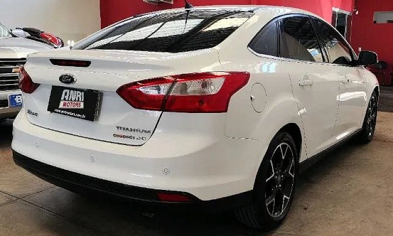 Ford Focus Sed. Ti./...