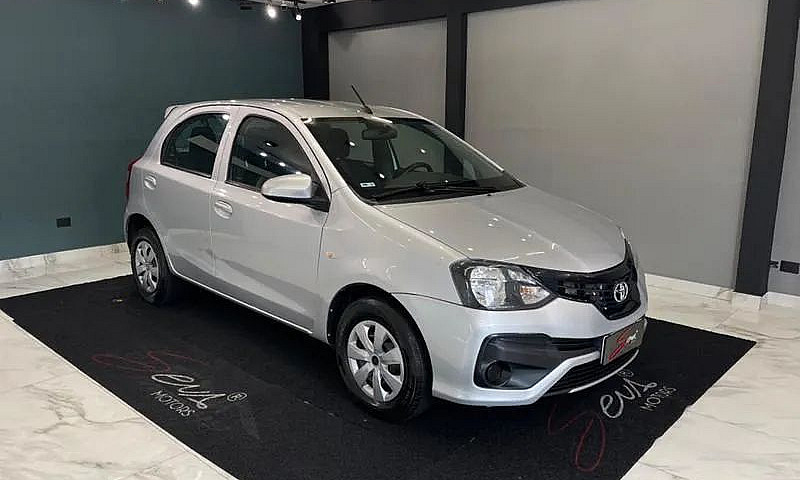 Toyota Etios X 1.3 F...