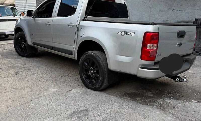 Chevrolet S10 Pick-U...