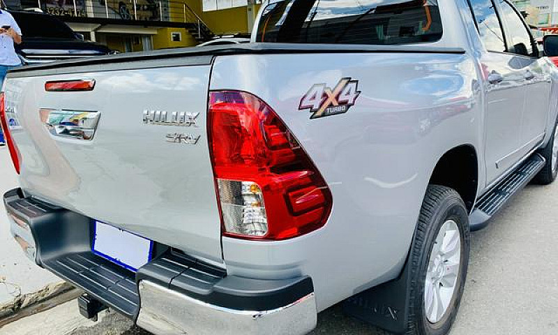 Hilux Srv...