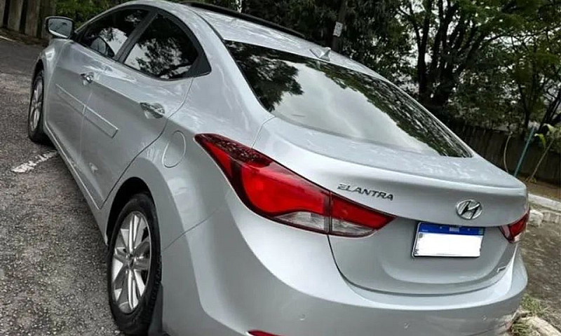 Hyundai Elantra Gls ...