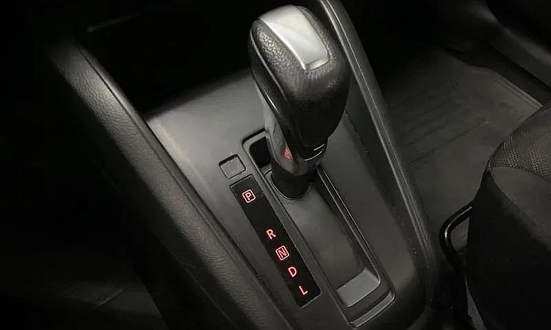 Nissan Kicks Active ...