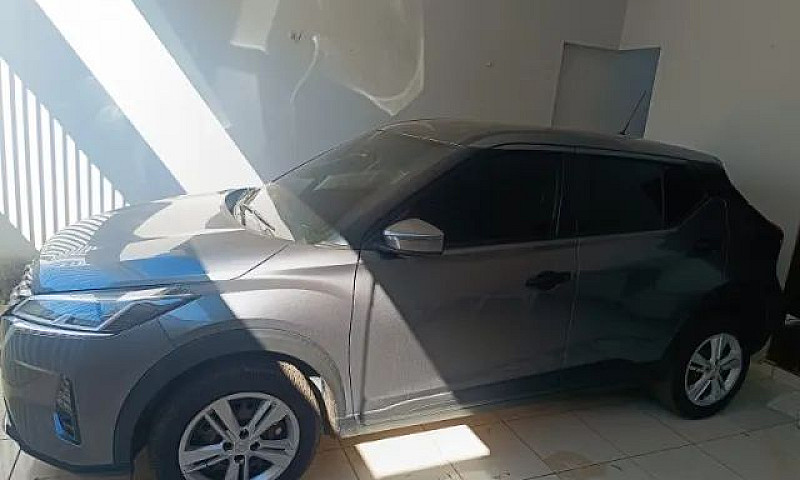 Nissan Kicks Active ...