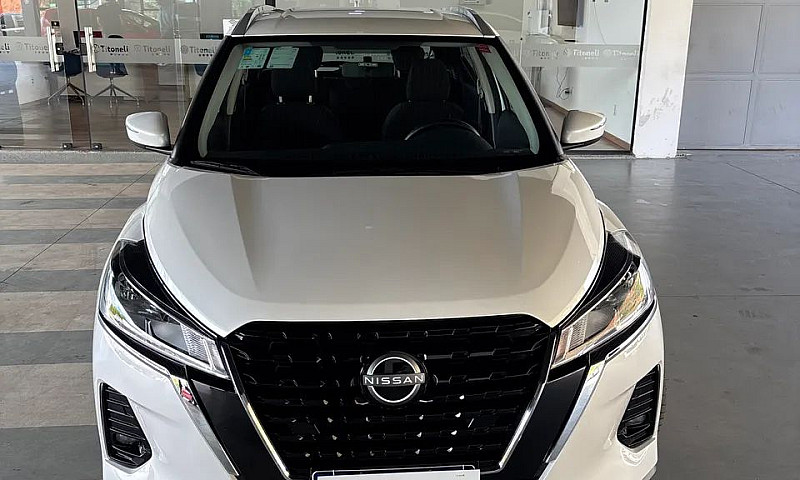 Nissan Kicks Play Se...