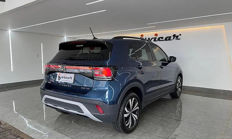 Volkswagen T-Cross 1...
