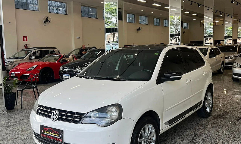 Polo 1.6 Carro Realm...