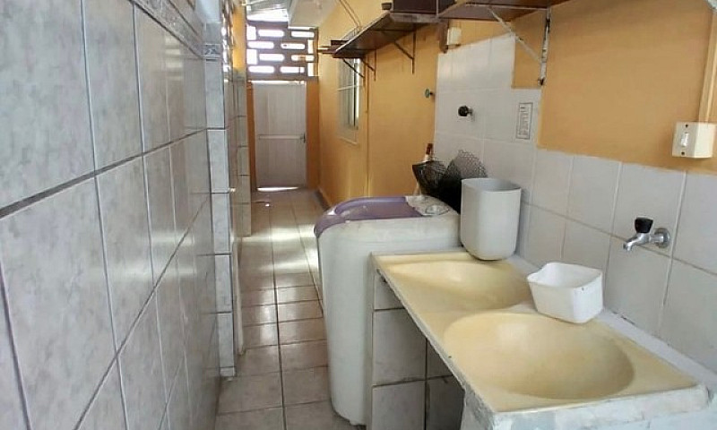 Casa 2 Quartos 2 Ban...