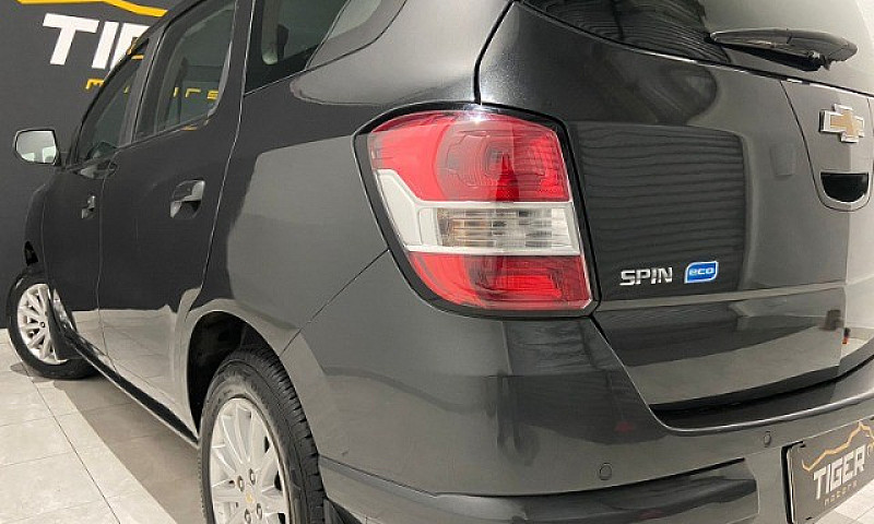 Chevrolet Spin Ltz 7...