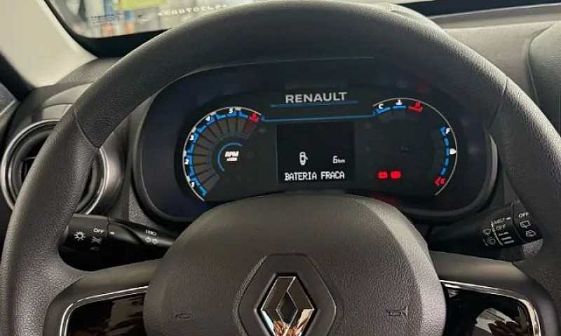 Kwid Outsider 2026 0...