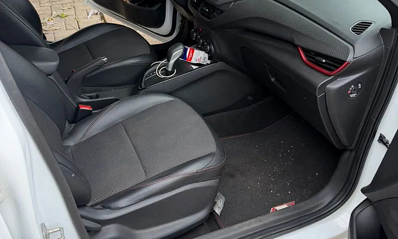 Chevrolet Onix Rs 1....