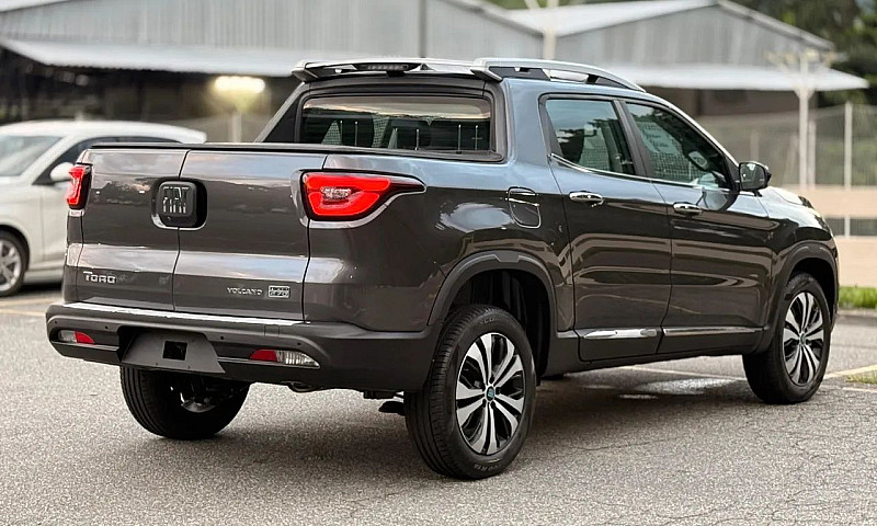 Fiat Toro Volcano 1....