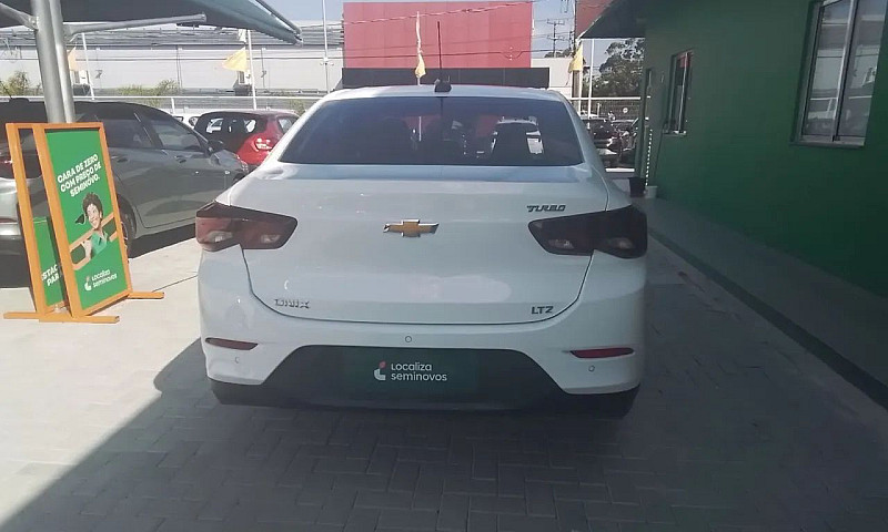 Chevrolet Onix Hatch...