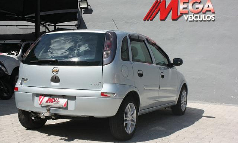 Gm - Chevrolet Corsa...