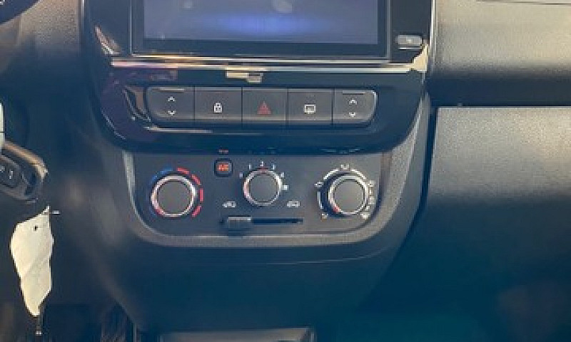 Renault Kwid Intense...
