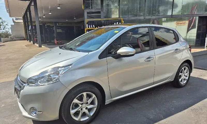 Peugeot 208 Allure 1...