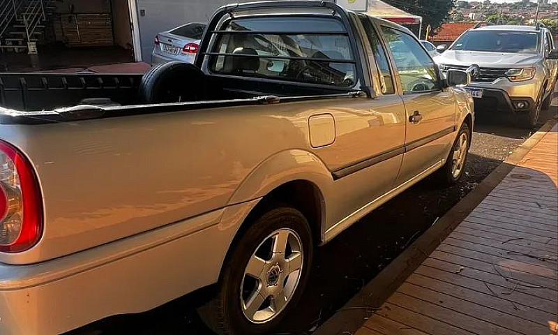 Volkswagen Saveiro 1...