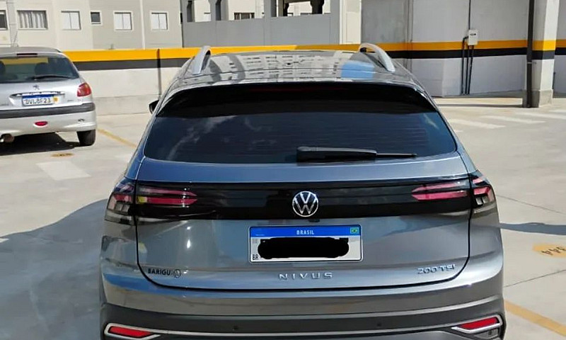 Volkswagen Nivus Hig...