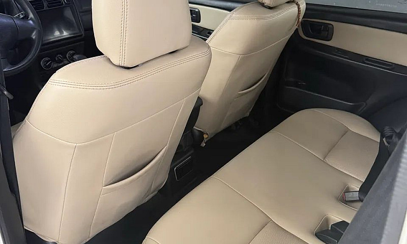 Mitsubishi Pajero Tr...