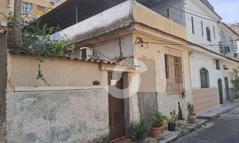 Casa Com 2 Dormitóri...