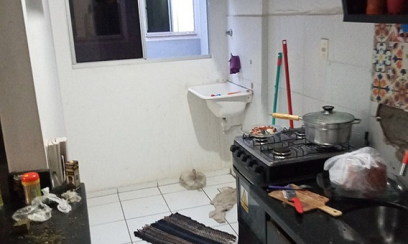 Aluga Se Apartamento...