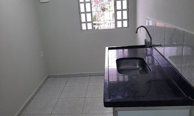 Aluga-Se Apartamento...