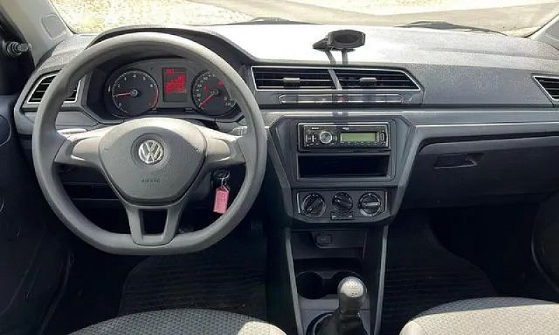 Volkswagen Voyage 1....