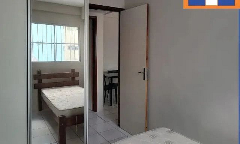 Apartamento Semi-Mob...