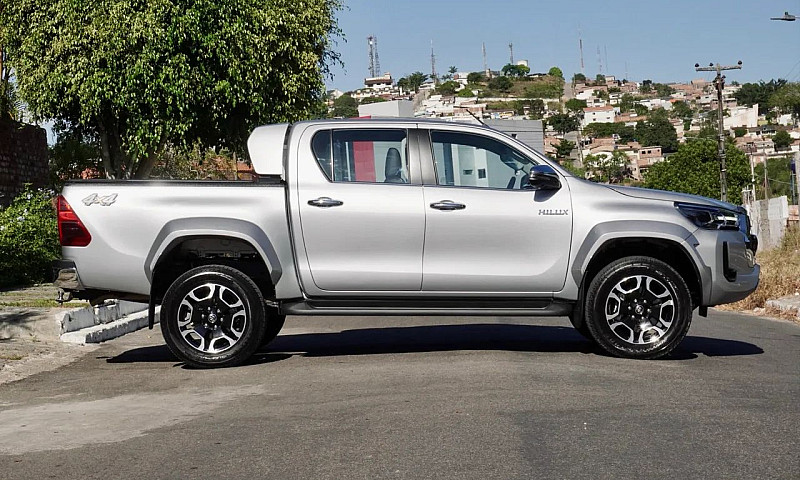 Toyota Hilux Cd Srx ...