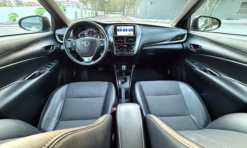 Toyota Yaris Xs 1.5 ...