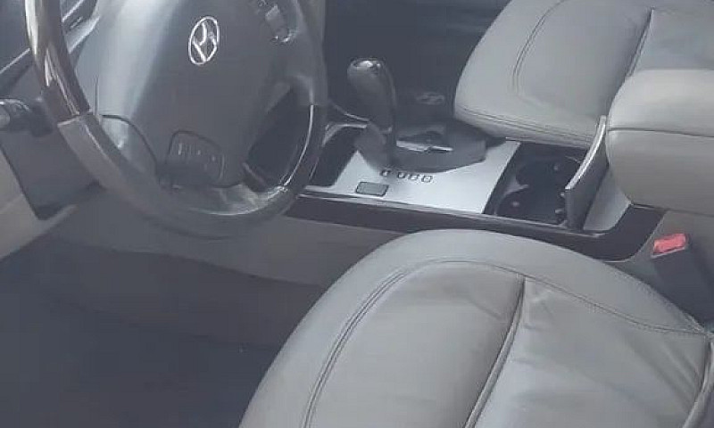 Hyundai Azera Gls 3....