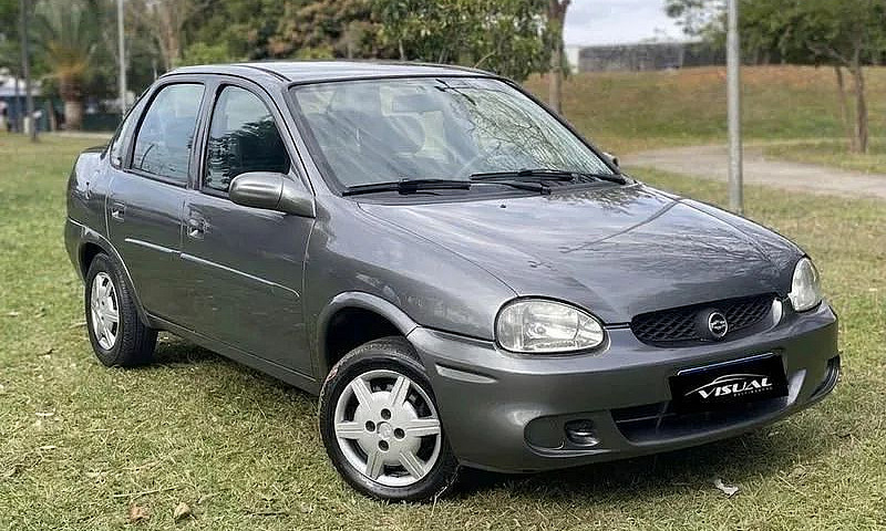 Chevrolet Corsa Seda...