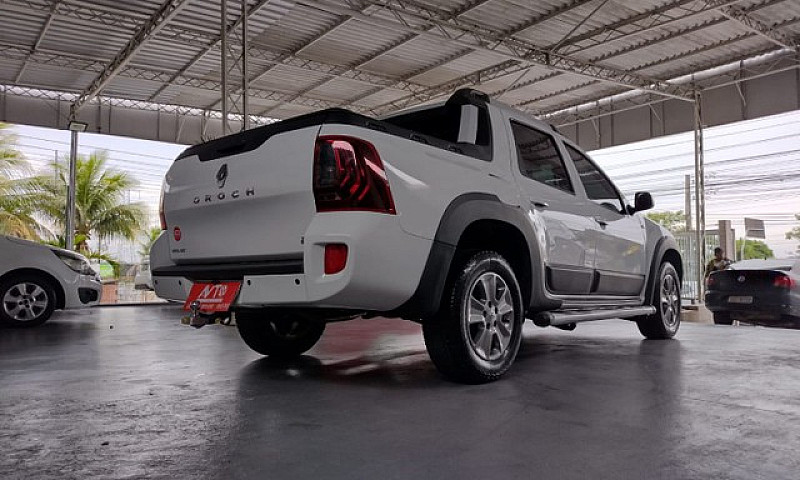 Duster Oroch Dyna 2....